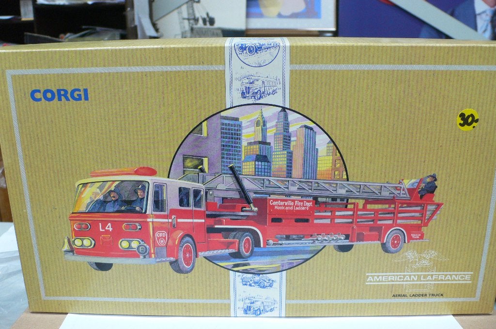 american lafrance ladderwagen - corgi  1/50, Verzenden, Nieuw, Bus of Vrachtwagen, Corgi