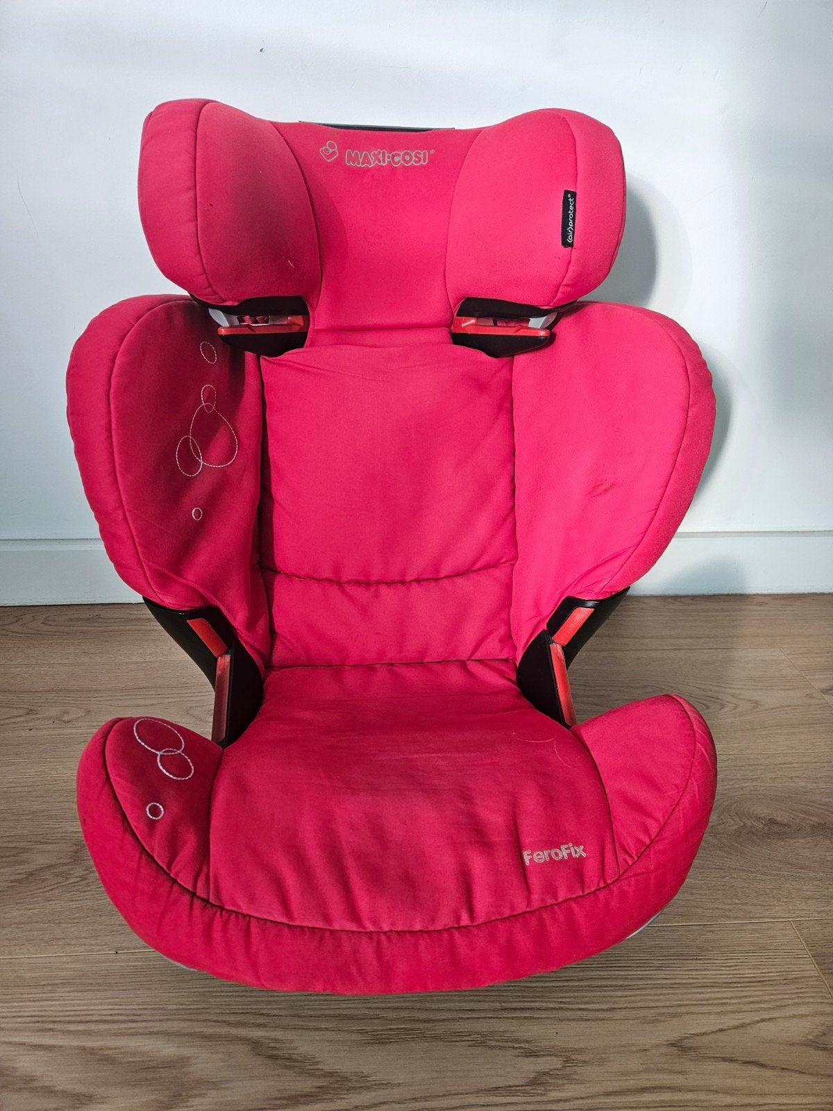 Maxi-Cosi FeroFix autostoel - Rood, Ophalen, Autogordel of Isofix, Gebruikt, 15 t/m 36 kg