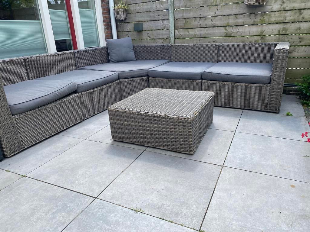 Le sud Loungeset met Kussens en Hocker grijs, Tuin en Terras, Ophalen, Overige materialen, Gebruikt, Bank