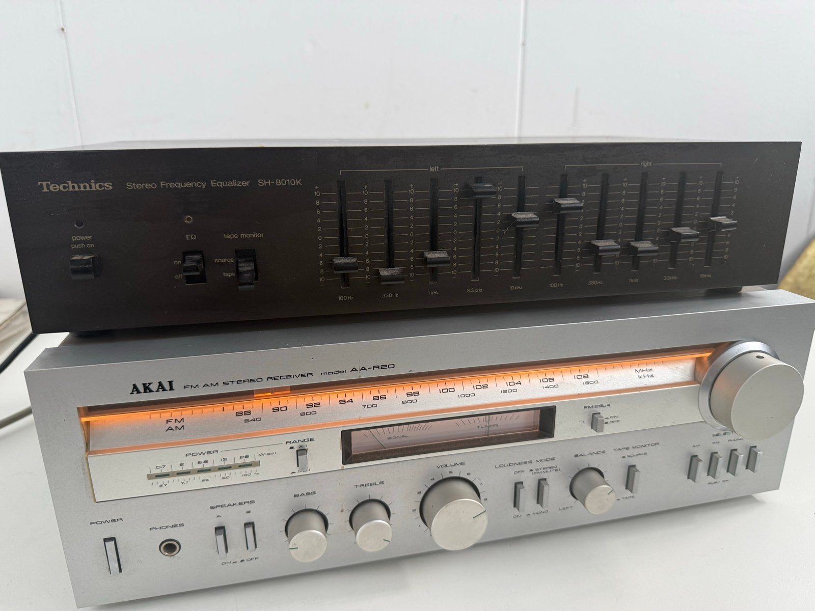 Akai AA-R20 FM/AM Stereo Receiver met Technics Equalizer, Ophalen, Gebruikt, ., Tuner of Radio