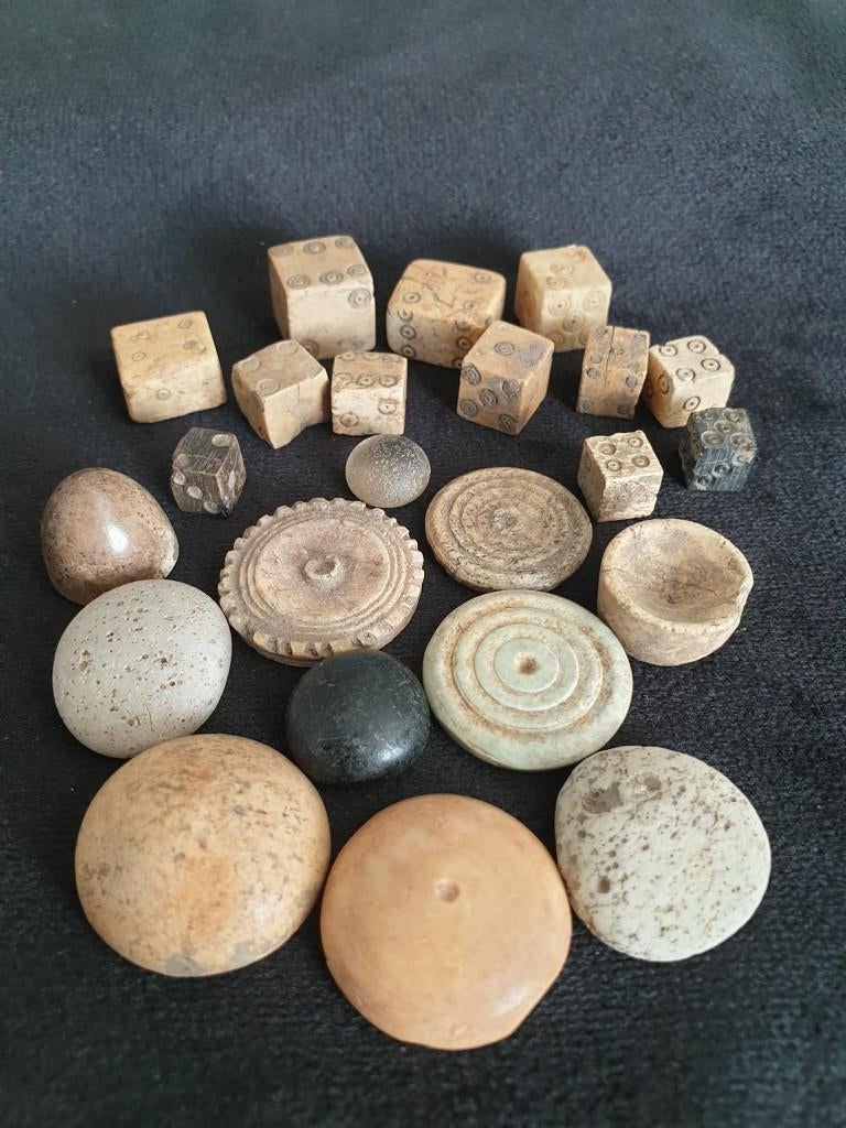 Collectie Romeinse dobbelstenen*Museumstuk*, Ophalen of Verzenden