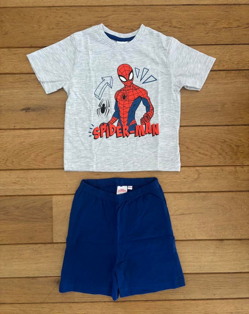 Spiderman setje T-shirt & korte broek maat 98 104 Marvel, Ophalen of Verzenden, Nieuw, Jongen of Meisje, Nacht- of Onderkleding