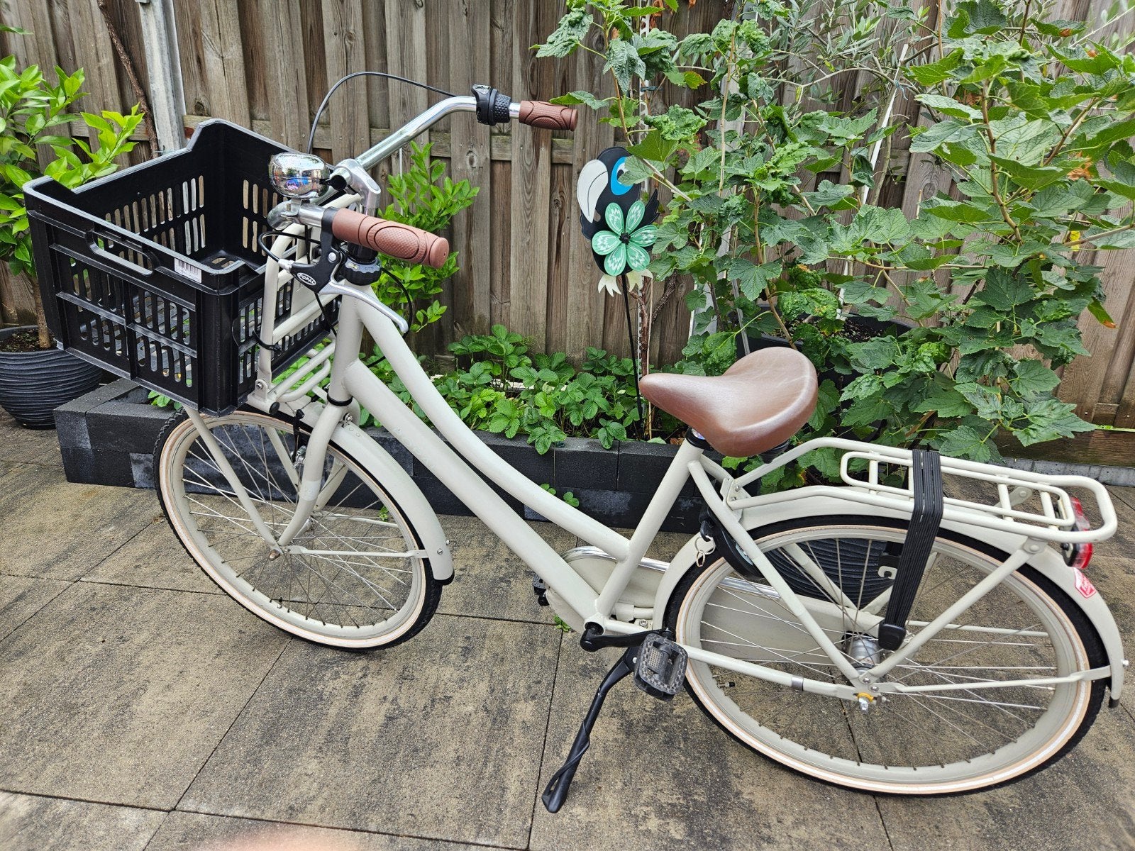 Damesfiets met voordrager en krat - Crème, Terugtraprem, Gebruikt, Overige merken, Ophalen