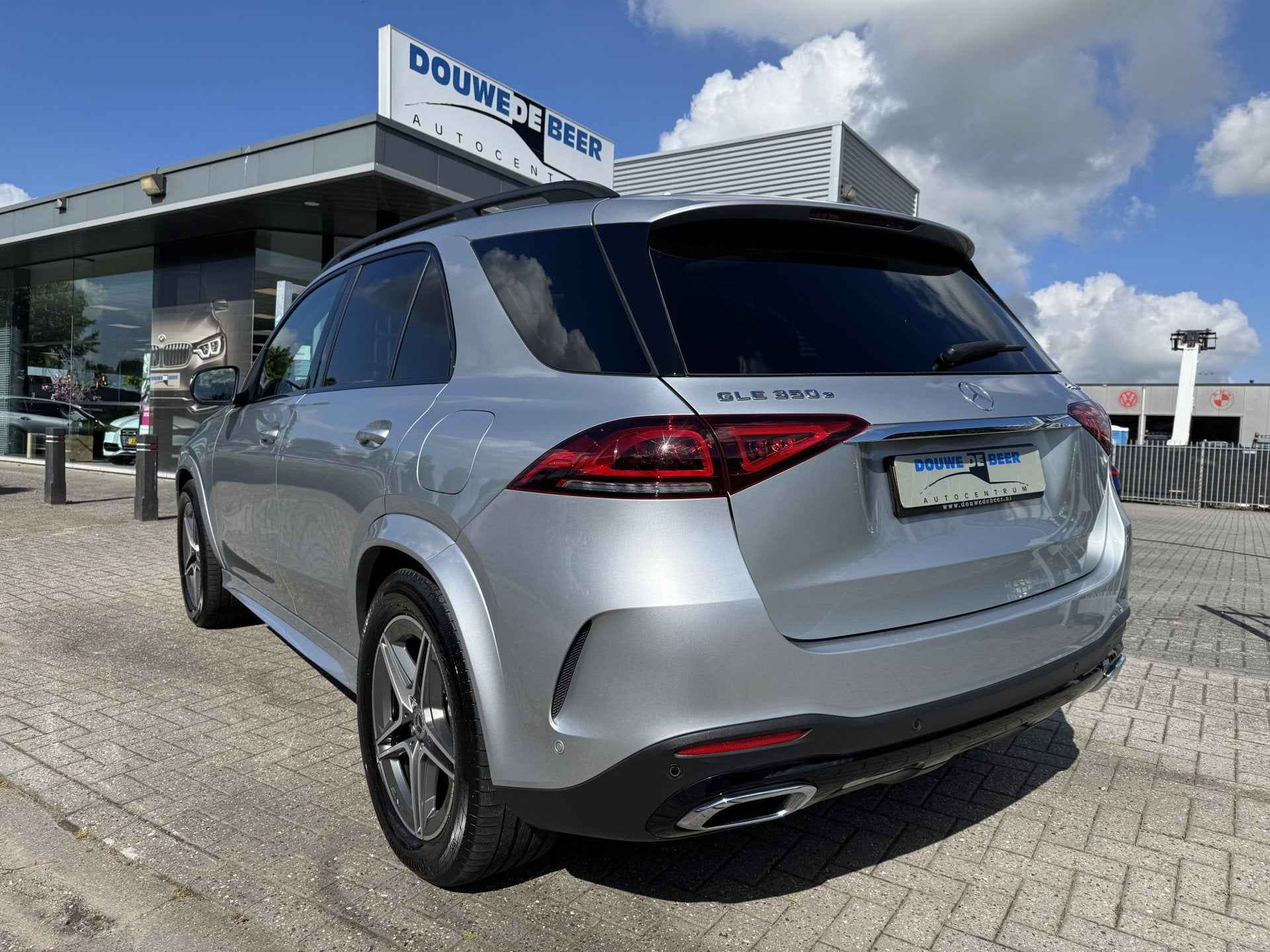 Mercedes-Benz GLE 350 e 4MATIC AMG Night Pano.dak | Trekhaak, Auto's, Automaat, 12 maanden, Gebruikt, Zwart