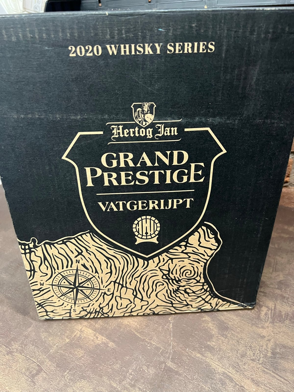Hertog Jan Vatgerijpt 2020 - Complete set met glazen, Ophalen of Verzenden, Nieuw, Flesje(s), Hertog Jan
