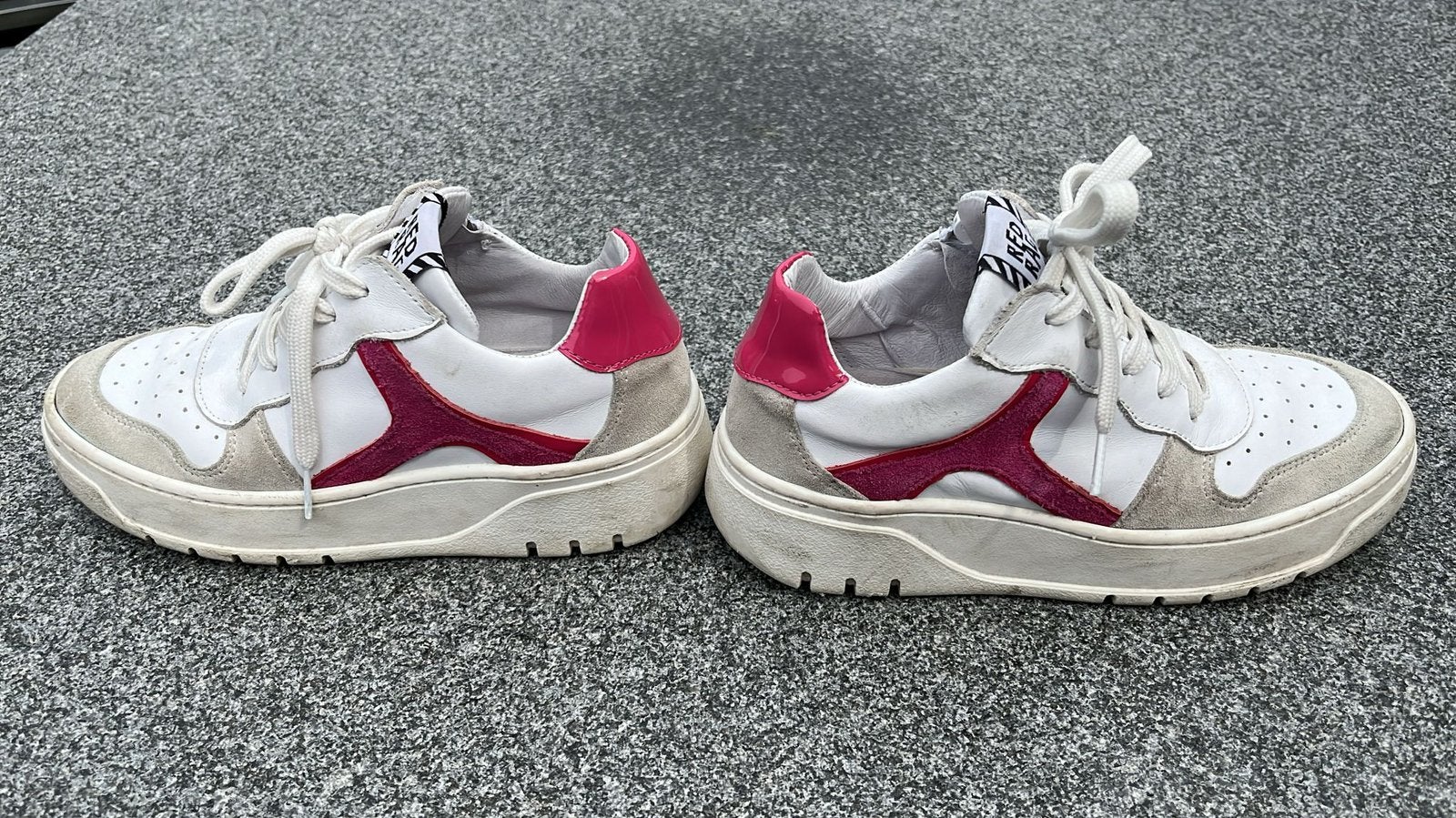 Meisjes sneakers / sportschoenen / gympen Red Rag mt 34, Gebruikt, Meisje, Sportschoenen, Ophalen of Verzenden