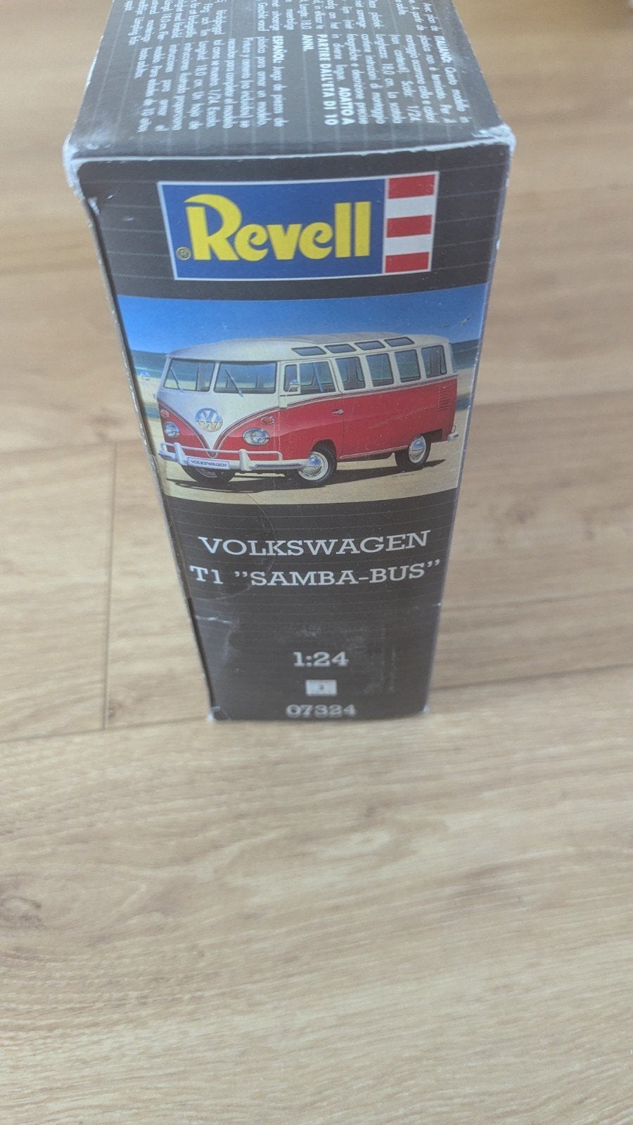 Revell Volkswagen T1 Samba Bus Modelbouw 1:24 07324, Hobby en Vrije tijd, Ophalen of Verzenden, Zo goed als nieuw, Bus of Vrachtwagen