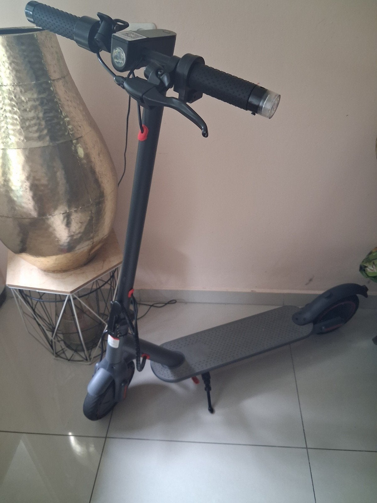 E-step, Ophalen of Verzenden, Elektrische step (E-scooter)