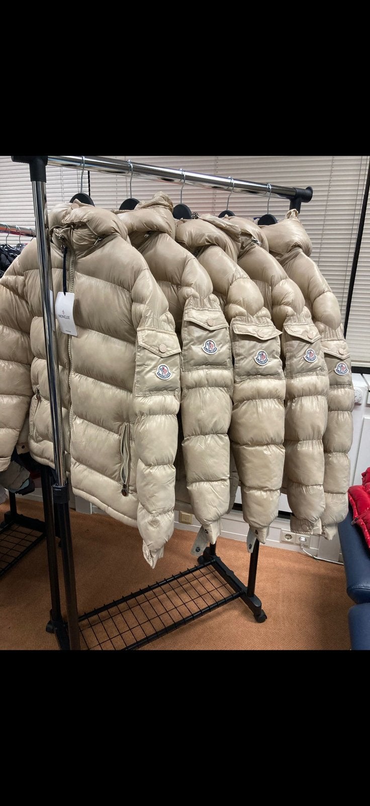Moncler maya winterjas, Ophalen of Verzenden, Zo goed als nieuw, Zwart