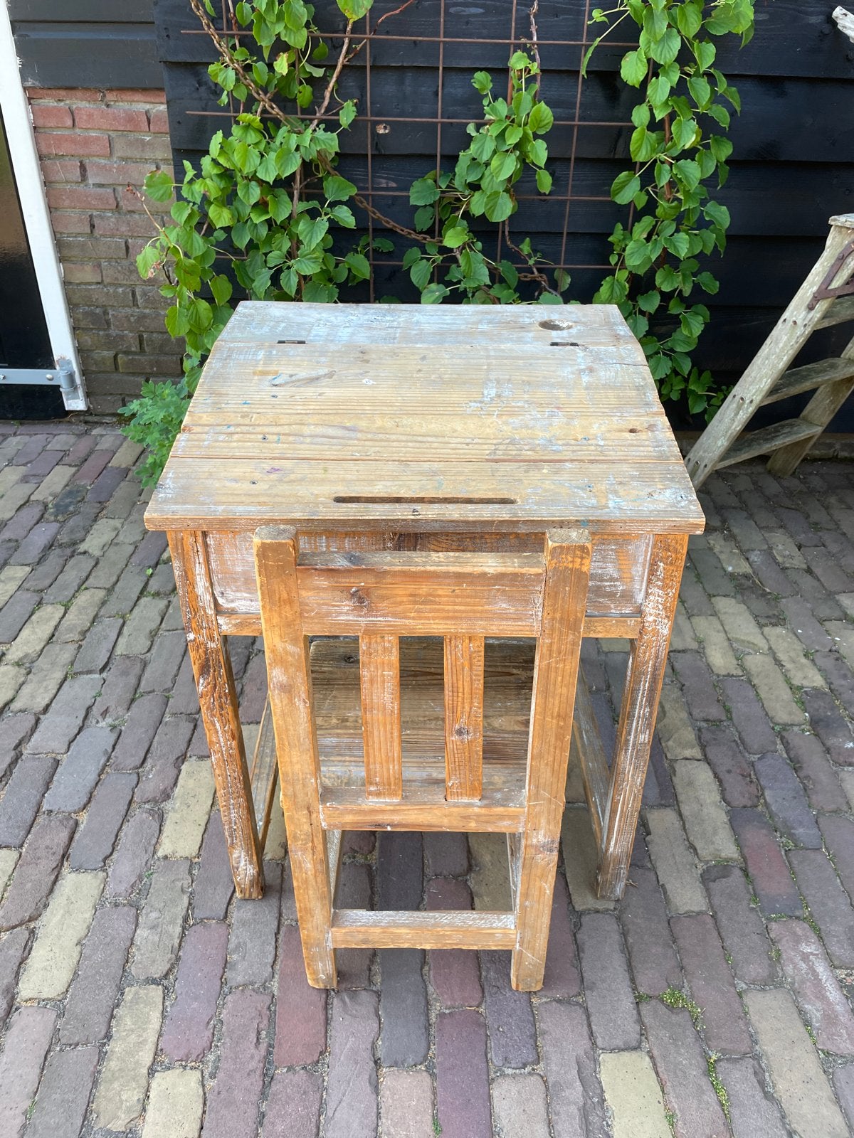 Vintage houten kinderbureau met stoel, Ophalen