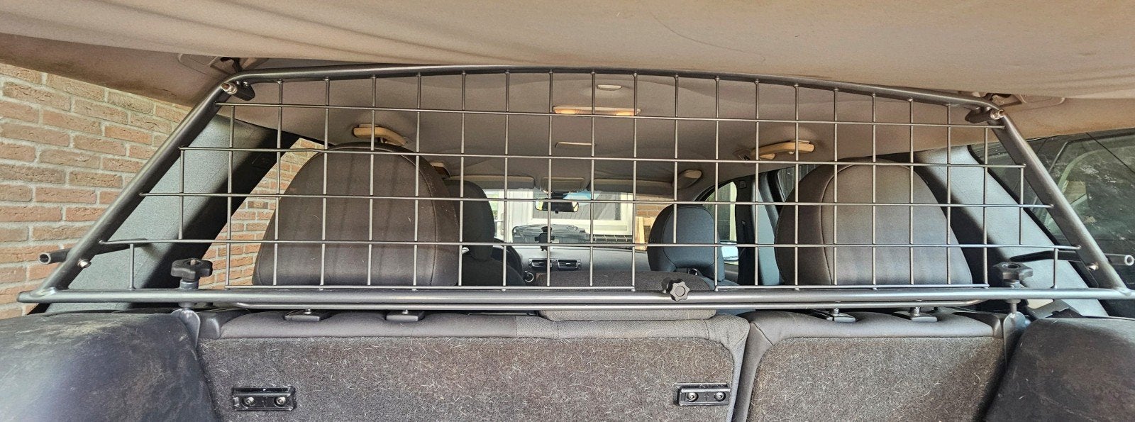 Travall Hondenrek voor Volvo V50 (2005), Auto diversen, Ophalen of Verzenden, Gebruikt