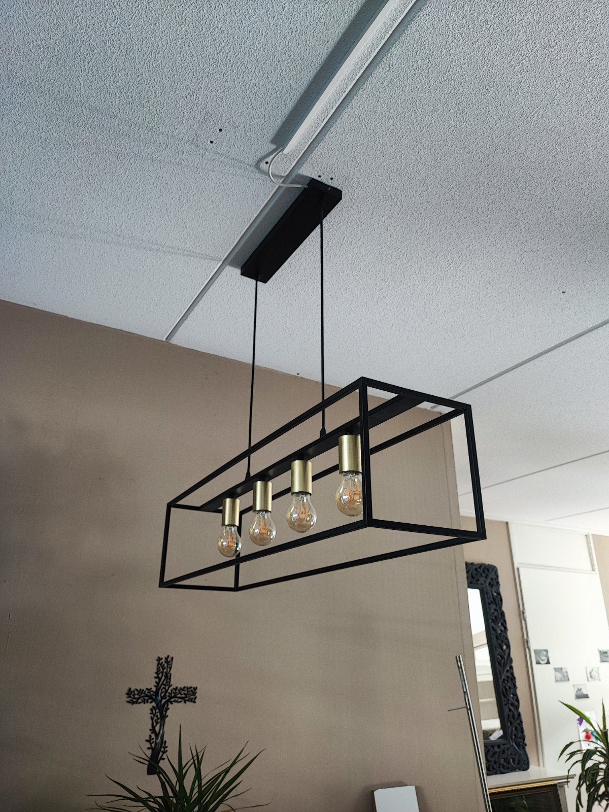 Industriële hanglamp Ruben Zwart 92x22, Ophalen of Verzenden, Zo goed als nieuw