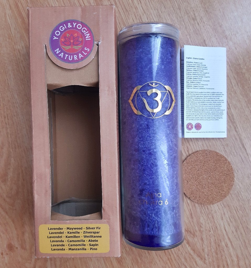 Yogi & Yogini Stearine 6e Chakra Geurkaars, Gebruikt, Paars, Ophalen of Verzenden, Glas