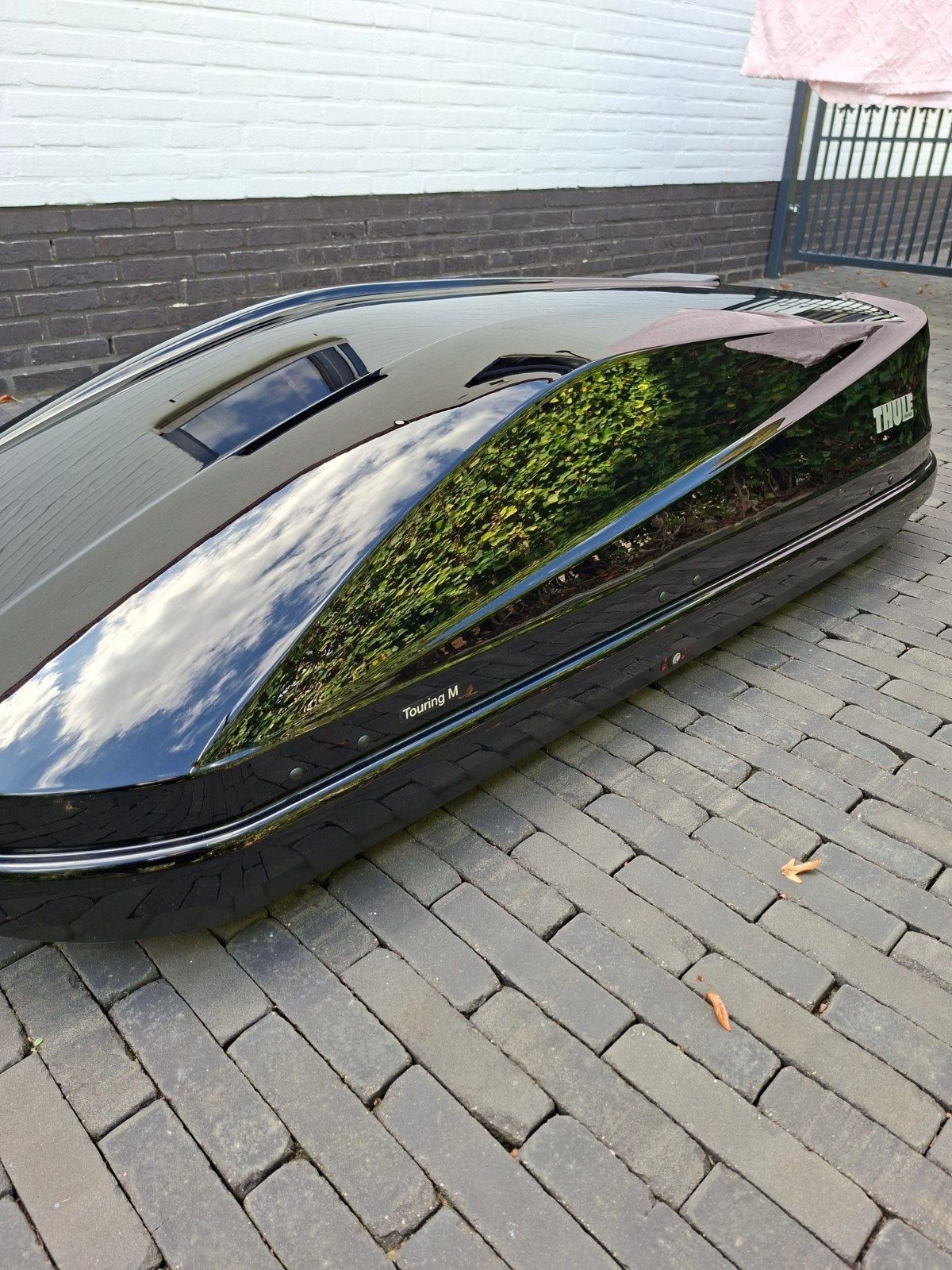 Thule Touring M dakkoffer hoogglans zwart - als nieuw, Auto diversen, Dakkoffers, Ophalen, Zo goed als nieuw