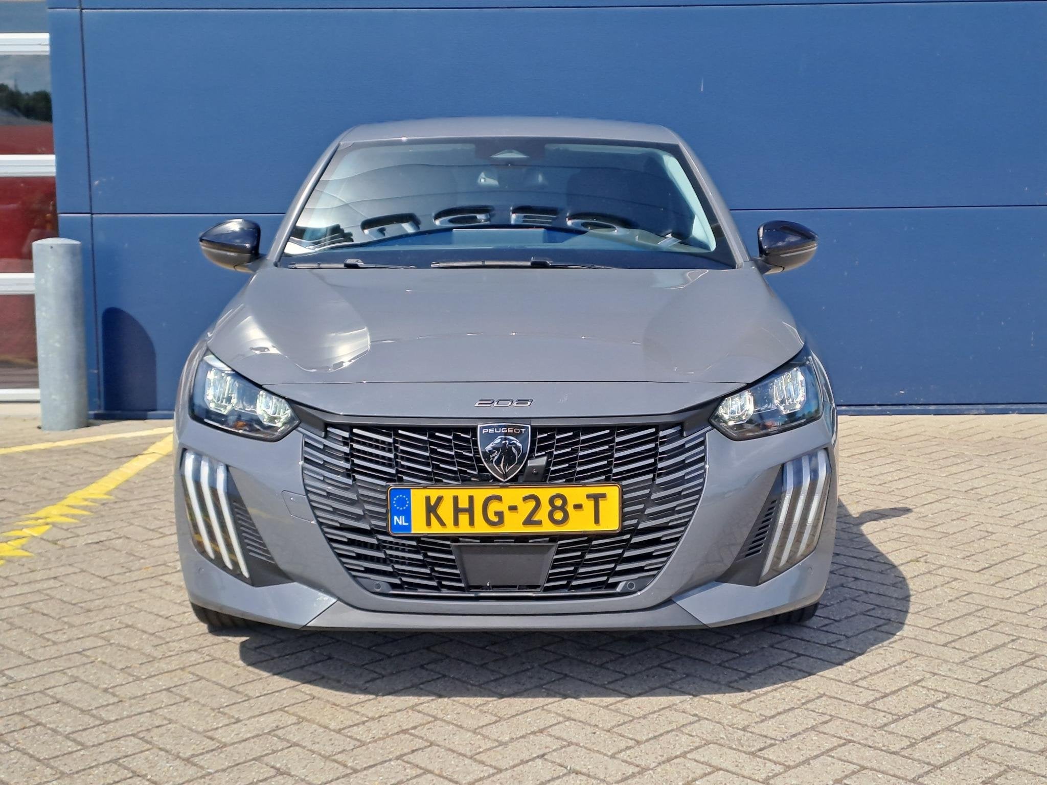 Peugeot 208 1.2 Hybrid 110 e-DCS6 Allure, Auto's, 12 maanden, 1195 kg, Gebruikt, Euro 6