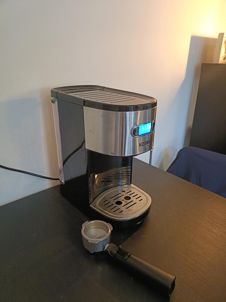 Koenic Espressomachine - Zo goed als nieuw, Stoompijpje, Verzenden, Espresso apparaat, Gemalen koffie