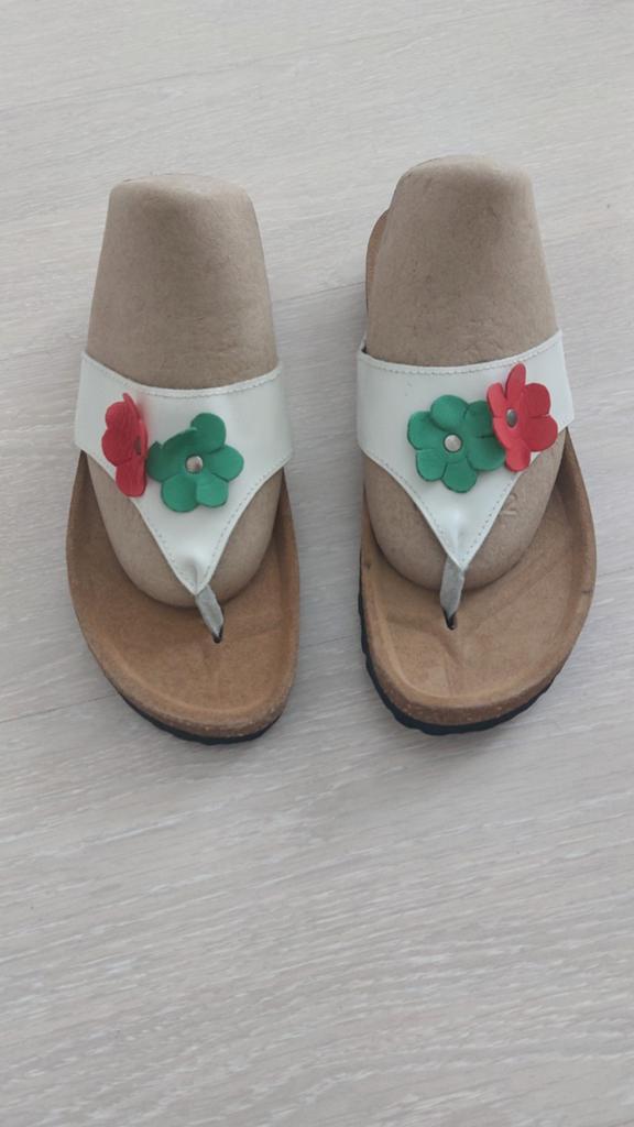 Nieuwe witte leren dames slippers, Slippers, Wit, Nieuw, Ophalen of Verzenden