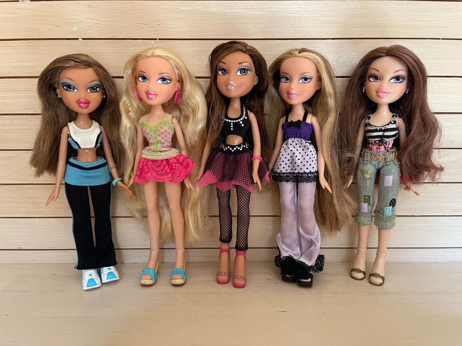 5 Bratz poppen (o.a. Cloe Sweet Dreamz, Leah Sleep-over), Ophalen of Verzenden, Gebruikt, Overige typen