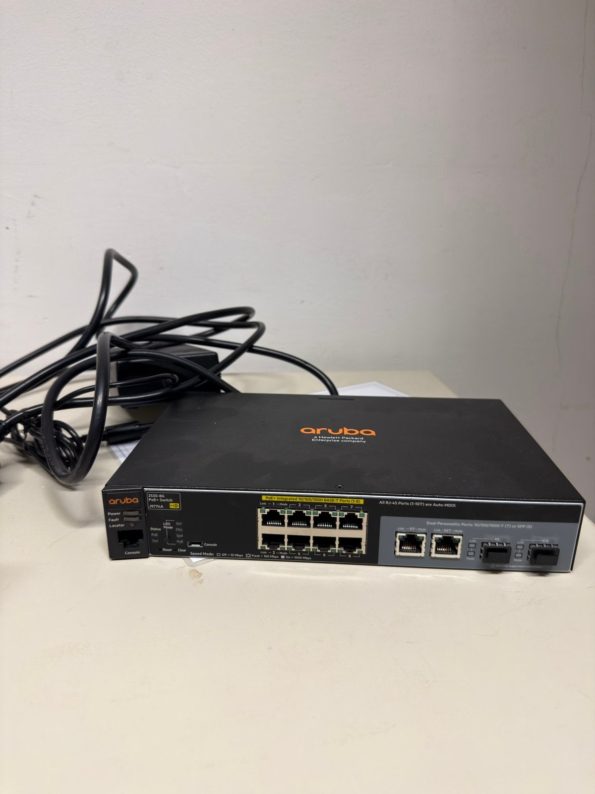 Aruba 2530-8G PoE+ Switch J9774A, Ophalen of Verzenden, Gebruikt