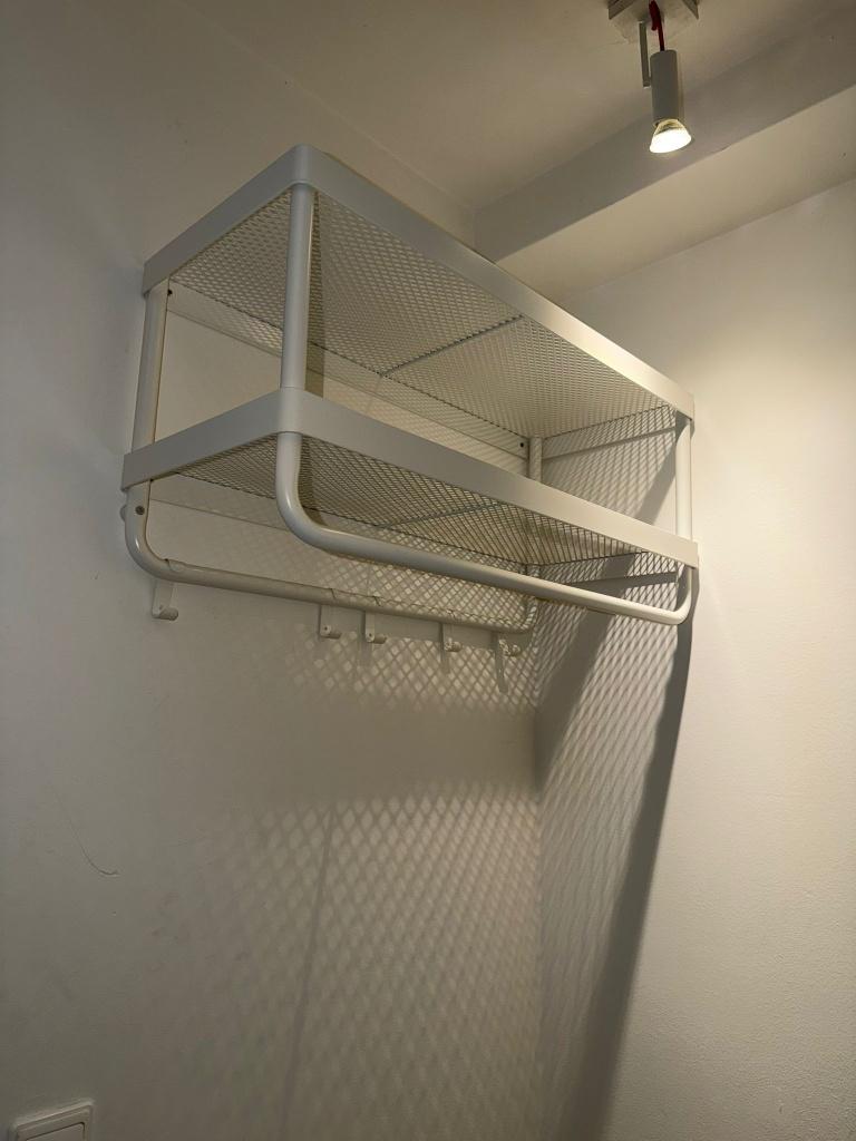 Wandkapstok (wall coat rack) IKEA MACKAPÄR, Huis en Inrichting, Zo goed als nieuw, Minder dan 100 cm, Metaal, Ophalen