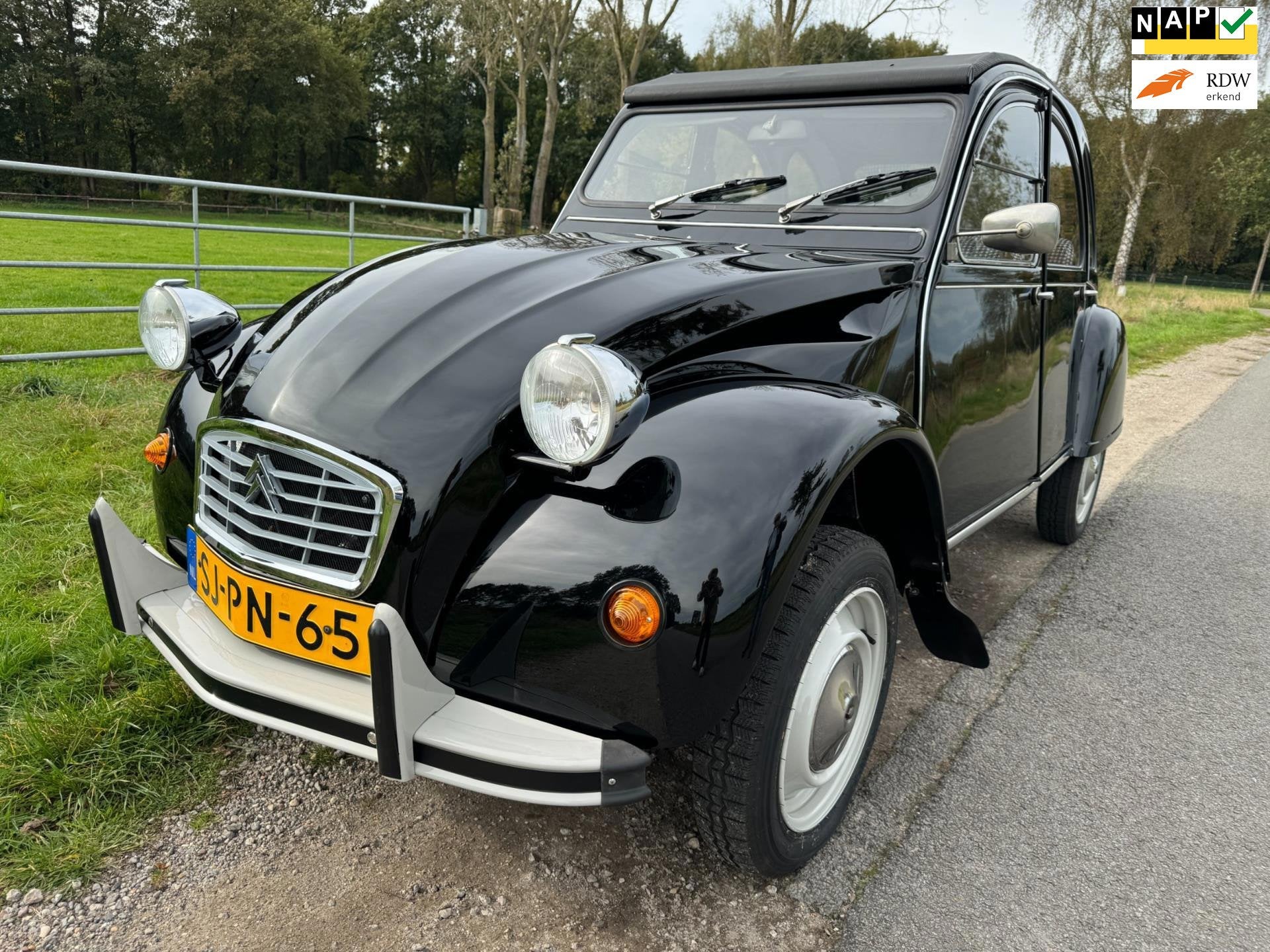 Citroen 2 CV 2CV6 Club compleet gerestaureerd, Voorwielaandrijving, 2CV, 4 stoelen, Zwart