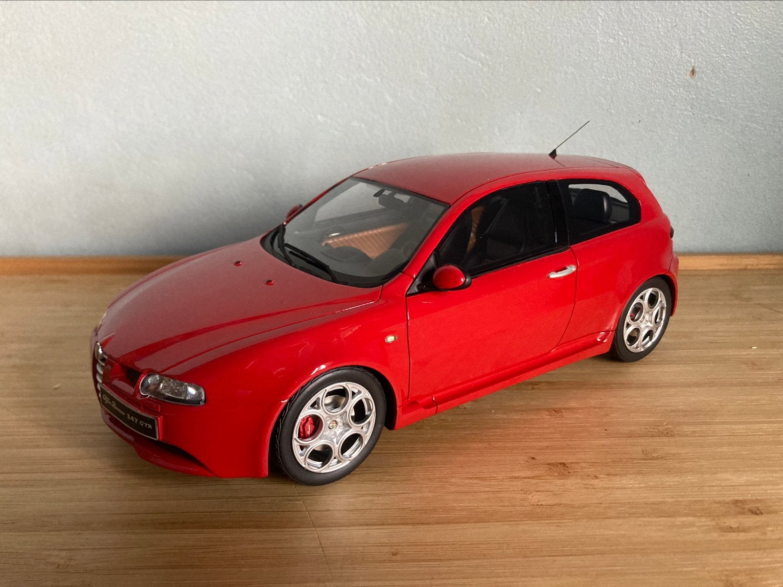 Alfa Romeo 147 GTA Ottomobile, Ophalen of Verzenden, Zo goed als nieuw, OttOMobile