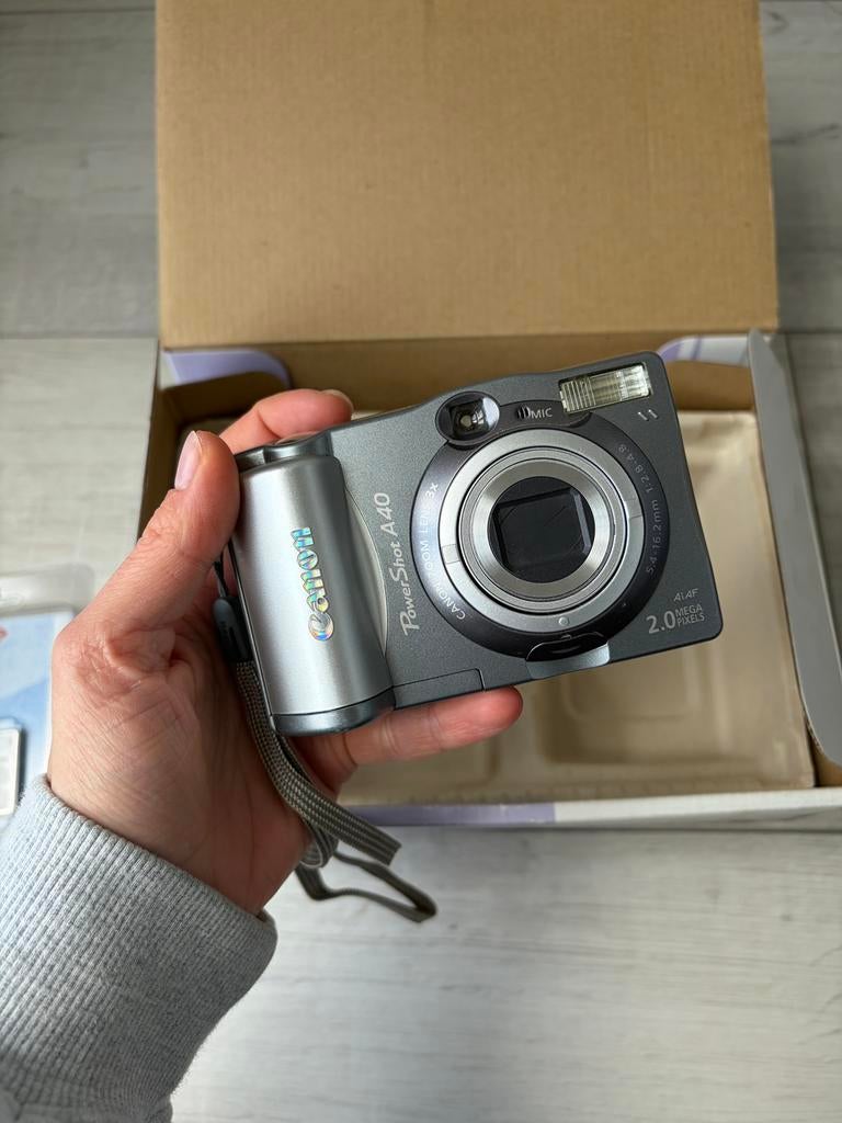 Canon PowerShot A40 – defect (voor onderdelen / reparatie), Canon, Compact, Ophalen of Verzenden, 2 Megapixel