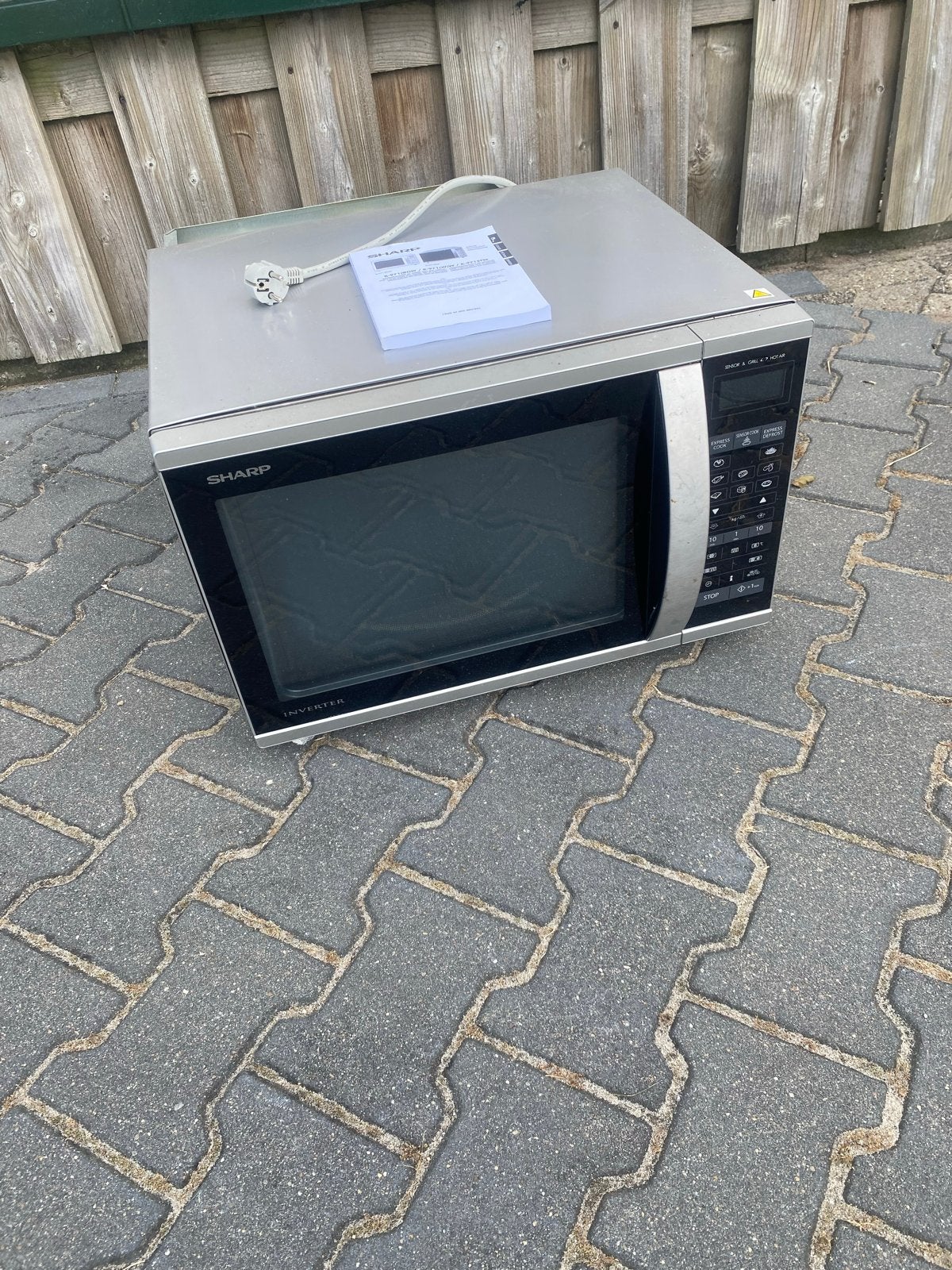 Sharp Combimagnetron R-971(IN)W - Grill & Hete Lucht, Witgoed en Apparatuur, Ophalen, Combimagnetron, Gebruikt, Grill