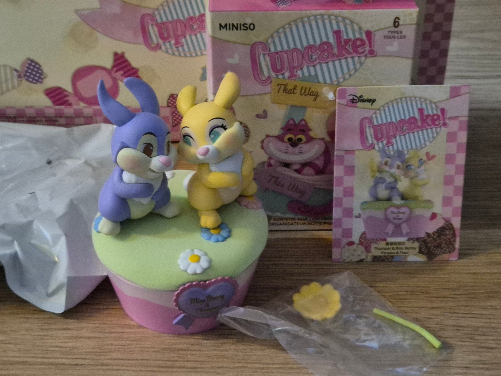 Disney Miniso Cupcake blind box opbergdoosje Stampertje, Ophalen of Verzenden, Bambi of Dumbo, Zo goed als nieuw, Beeldje of Figuurtje