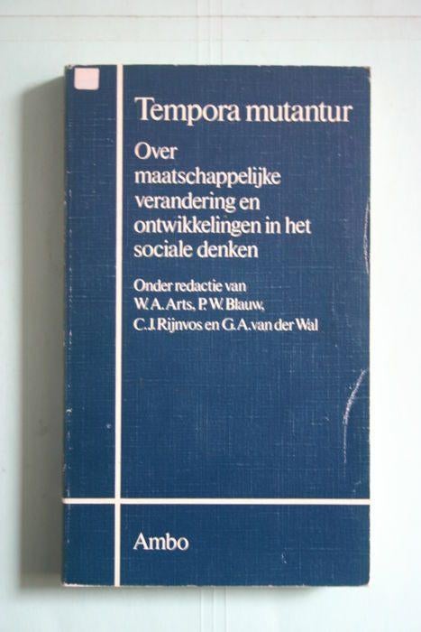 Tempora mutantur : over ontwikkeling van het sociale denken, Ophalen of Verzenden, Zo goed als nieuw