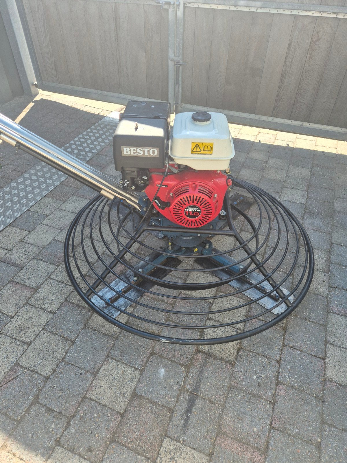 Besto beton vlindermachine 120cm ( NIEUW), Ophalen, Nieuw, Benzinemotor, 1800 rpm of meer