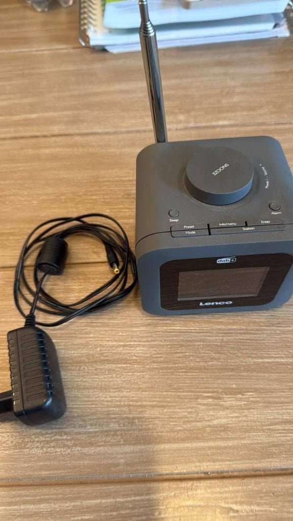 Wekkerradio - Lenco CR-620GY DAB+ / FM, Ophalen of Verzenden, Gebruikt, Radio
