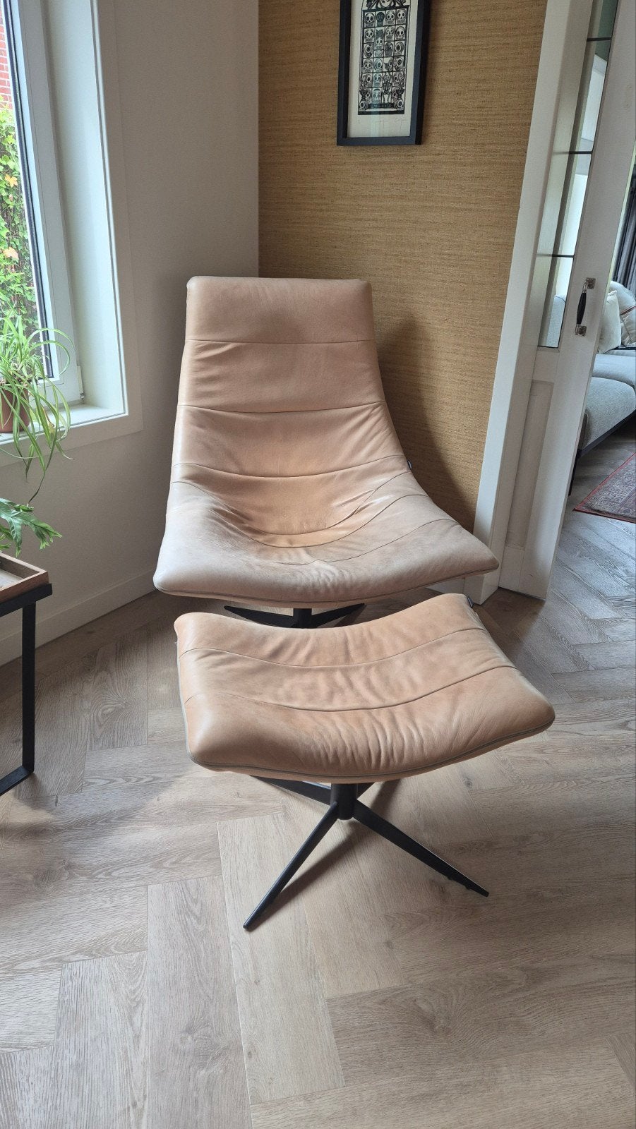 luxe design draai-feateuil +hocker . draaistoel, Ophalen, Modern design, Gebruikt, Overige kleuren