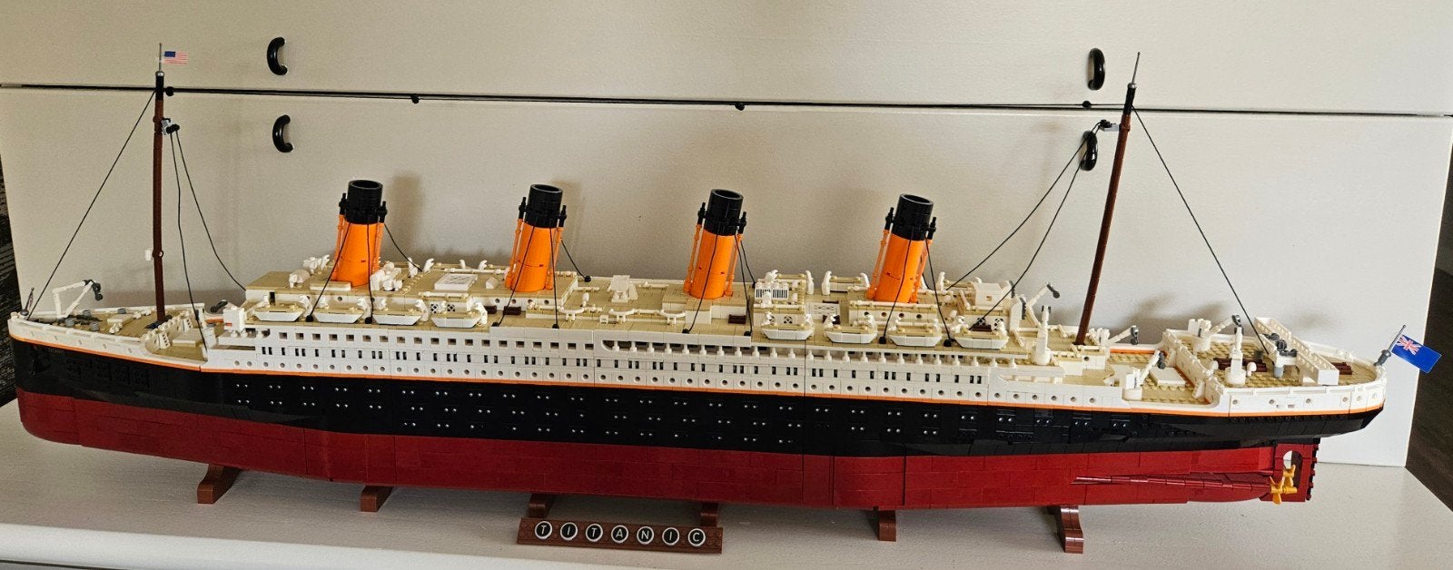 Foto 2 van Grote bouwset Titanic schip met handleiding (Niet van LEGO)