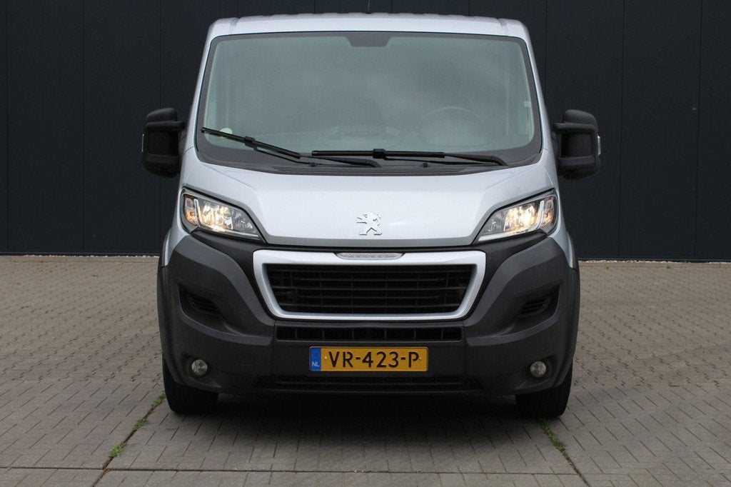 Peugeot Boxer 435 2.2 HDI L2H2 XR | Trekhaak | Camera | Crui, Auto's, Voorwielaandrijving, Euro 5, Stof, Gebruikt