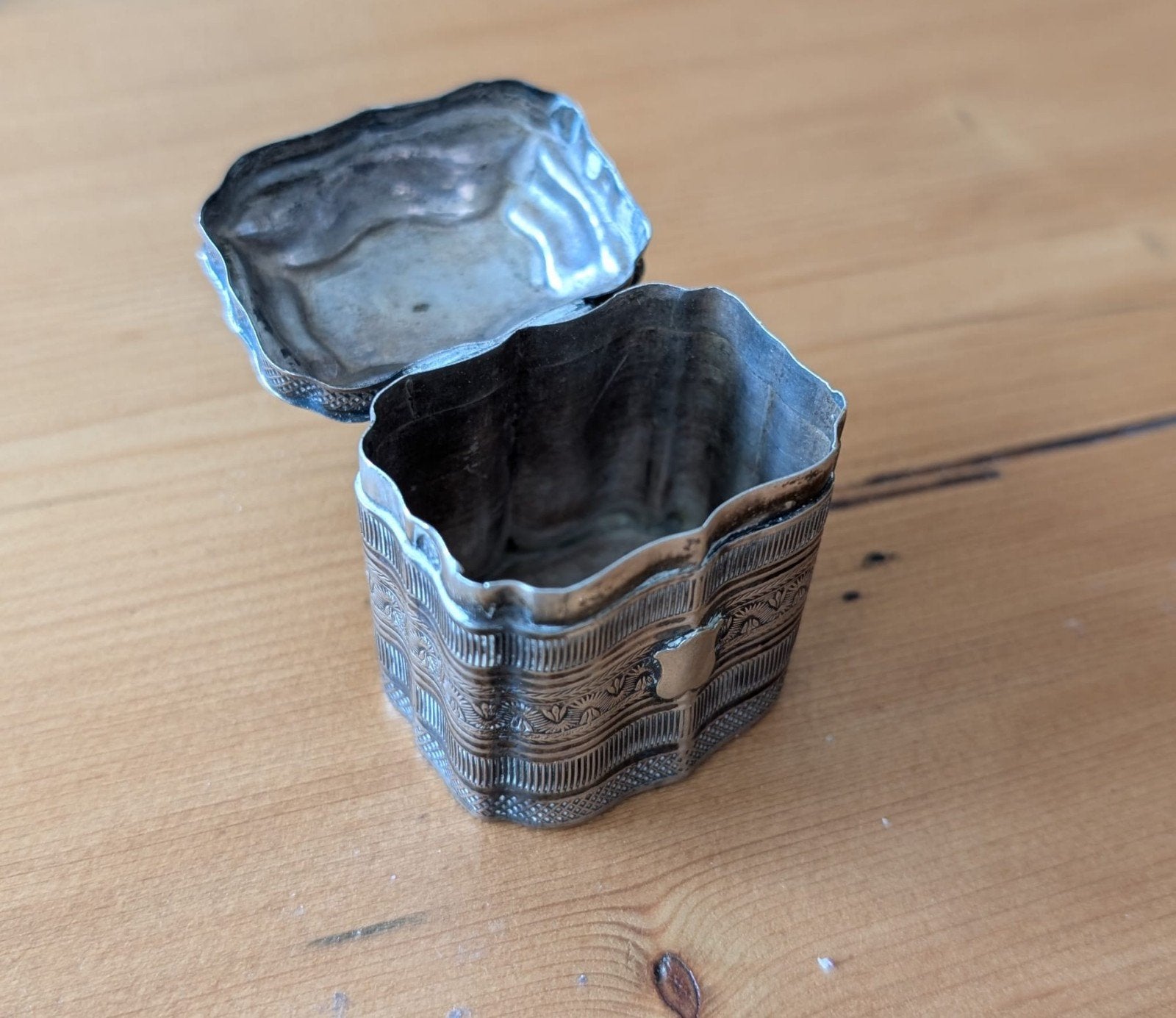 Antiek Zilveren Lodereindoosje, Ophalen of Verzenden, Zilver