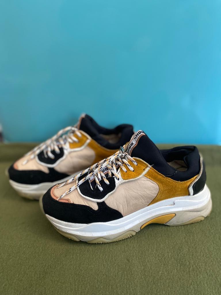 Hele nette kleurrijke Bronx sneakers, Kleding | Dames, Schoenen, Zwart, Ophalen of Verzenden, Sneakers of Gympen, Zo goed als nieuw