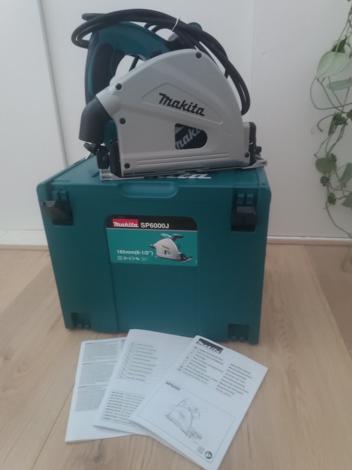Makita SP6000J invalzaag - nieuw, Doe-het-zelf en Verbouw, Ophalen, Invalzaag, Nieuw, Makita