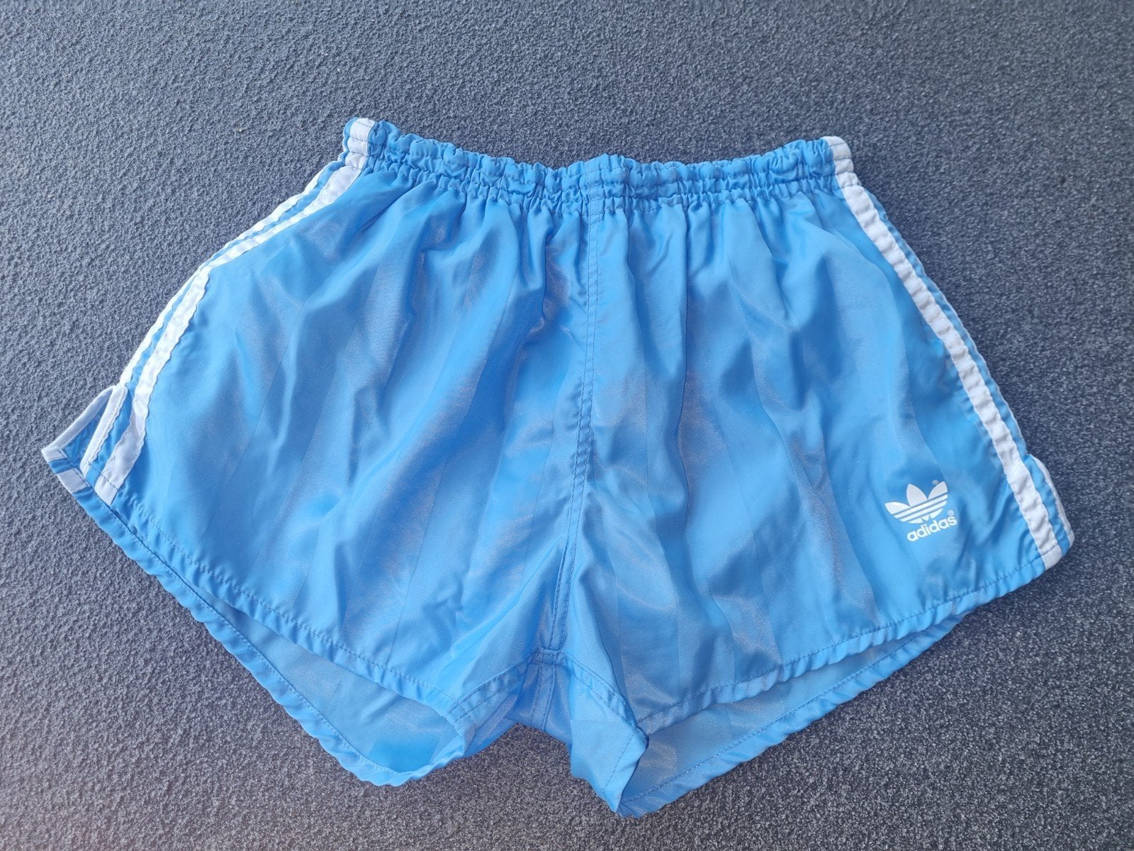 Adidas vintage shorts., Kleding | Heren, Sportkleding, Ophalen of Verzenden, Zo goed als nieuw, Adidas, Algemeen