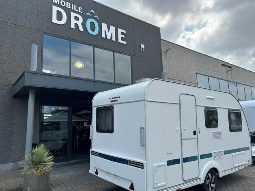 Adria Aviva 400 PS LAATSTE 2026, Schokbreker, Bedrijf, Treinzit, 750 - 1000 kg