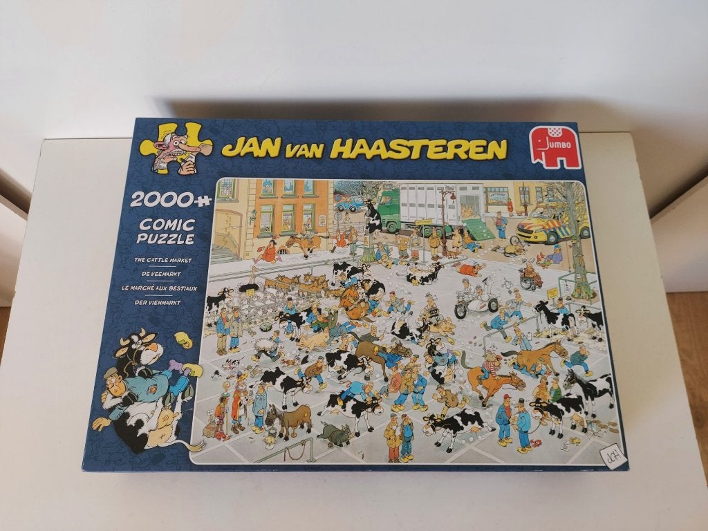 Jan van Haasteren De Veemarkt 2000 stukjes, Ophalen of Verzenden, Meer dan 1500 stukjes, Zo goed als nieuw, Legpuzzel