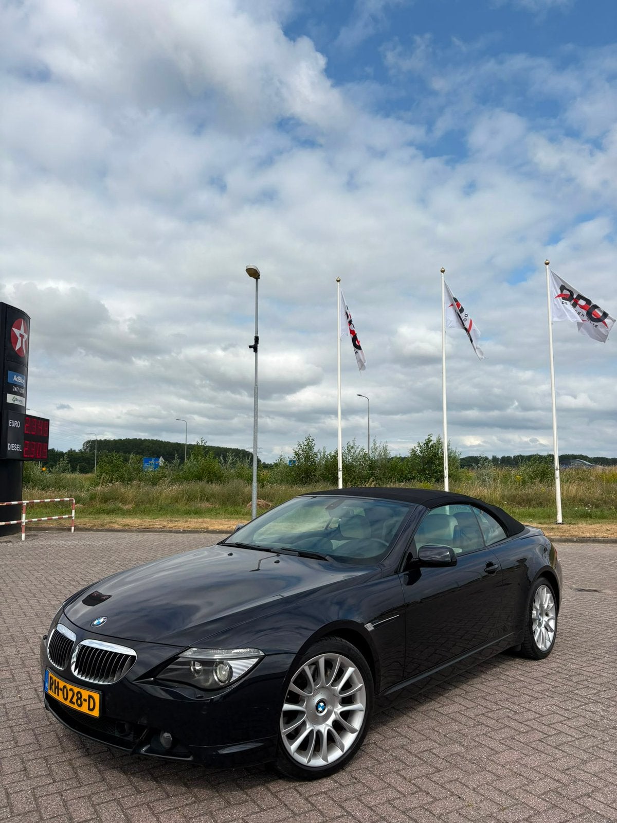BMW 6-Serie 4.8 I 650 Cabrio 2007 Zwart, Auto's, Achterwielaandrijving, 8 cilinders, 4 stoelen, 4799 cc