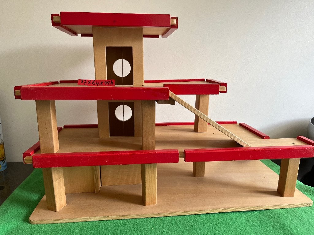 Mooie houten garage (van Dijk toys)met lift, Ophalen of Verzenden, Zo goed als nieuw