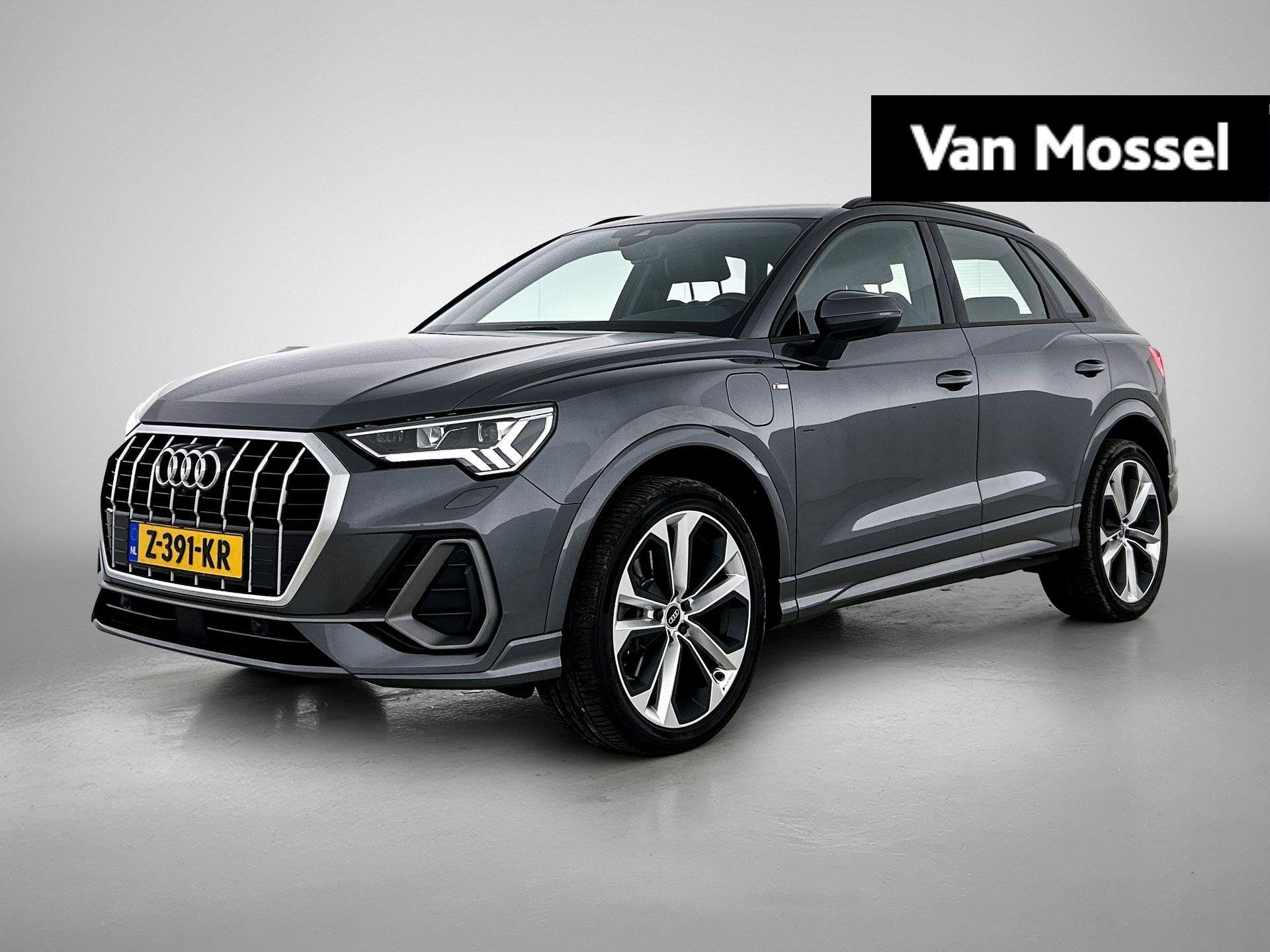 Audi Q3 45 TFSI e S edition | Navigatie | Camera | Stoelverw