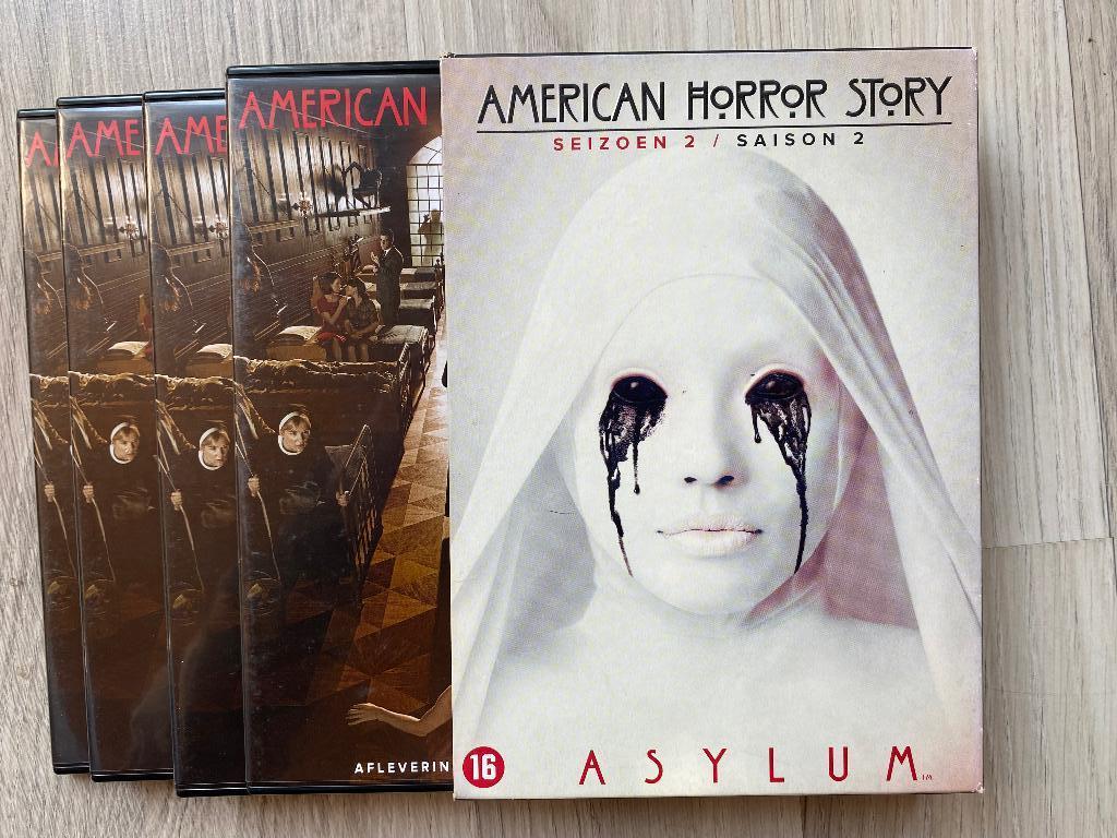 American Horror Story Asylum 2de seizoen 4-DVD in slipcase, Cd's en Dvd's, Dvd's | Tv en Series, Vanaf 16 jaar, Ophalen of Verzenden