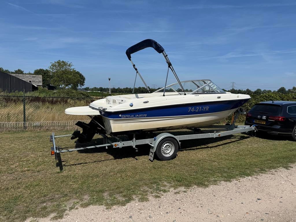 Bayline 185 bowrider 2007 speedboot, Ophalen, Gebruikt, Binnenboordmotor, 120 tot 200 pk