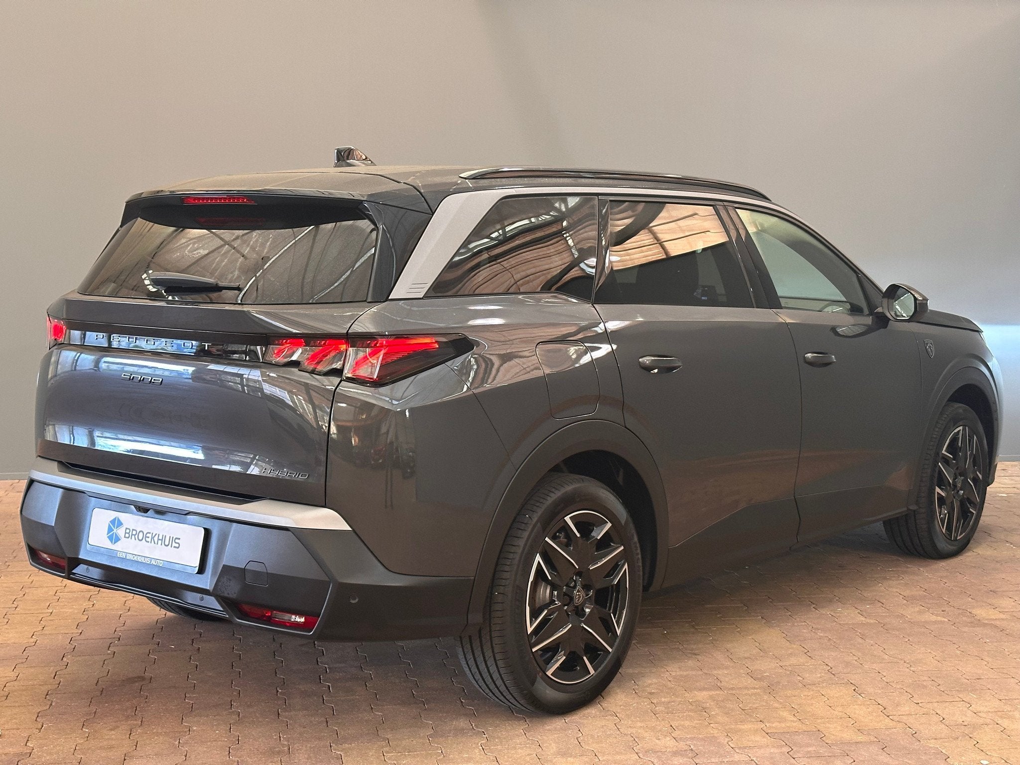 Peugeot 5008 1.2 Hybrid 136 GT, Auto's, Gebruikt, 1199 cc, 7 stoelen, Bedrijf