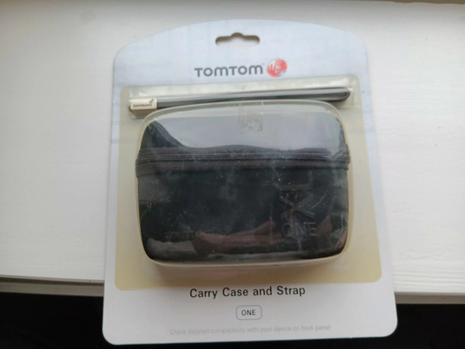 TomTom ONE Draagtas en Polsband - Nieuw in verpakking, Ophalen of Verzenden, Nieuw