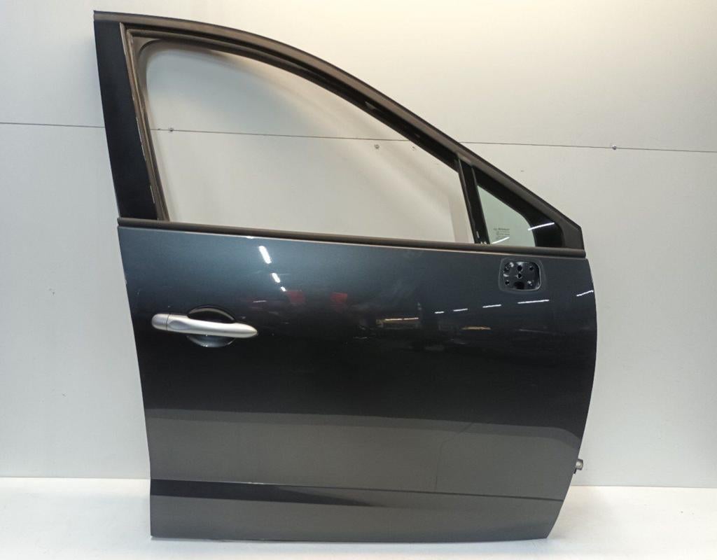 Portier rechts voor Renault Scénic, Onderdelen@venauto.nl, Van der Ven Autorecycling B.V., Gebruikt, Ettenseweg 76, 4706 PB Roosendaal, The Netherlands
