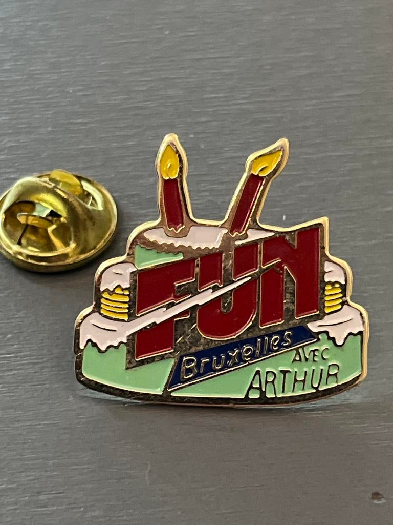Leuke 'FUN Bruxelles avec Arthur' Speldje/Pin, Ophalen of Verzenden, Zo goed als nieuw, Speldje of Pin, Nvt